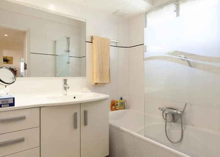 Apartment 3 Pieces En Centre-ville, Proche Croisette&palais - 3 Pieces En Centre-ville, Proche Croisette&palais Mae-1833 Cannes